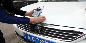 PM-5DL測厚儀測量汽車車身鋼板的厚度